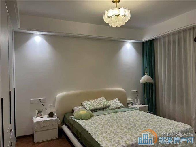 双喜颐园76平楼层佳2间朝南精装