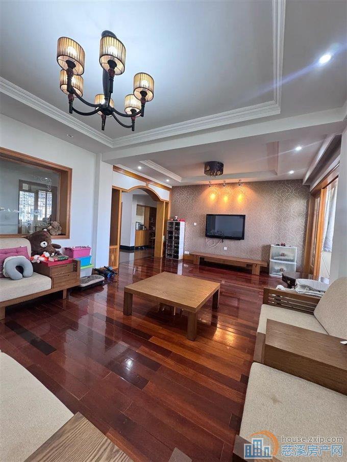 孙塘新村187平139.8万带车库