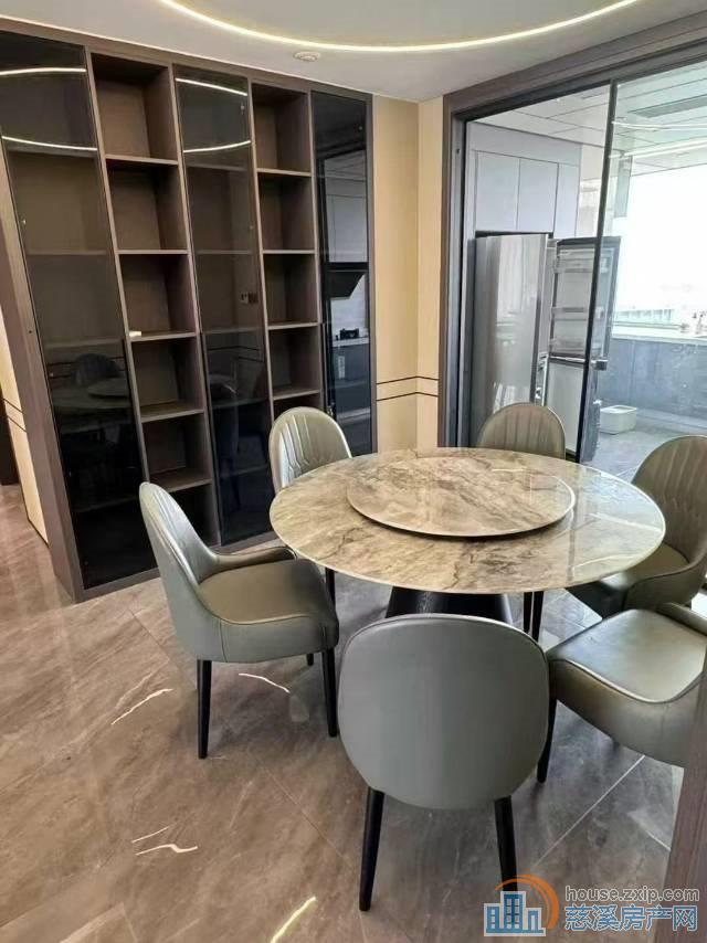 碧桂园云顶194平楼层佳豪装550万