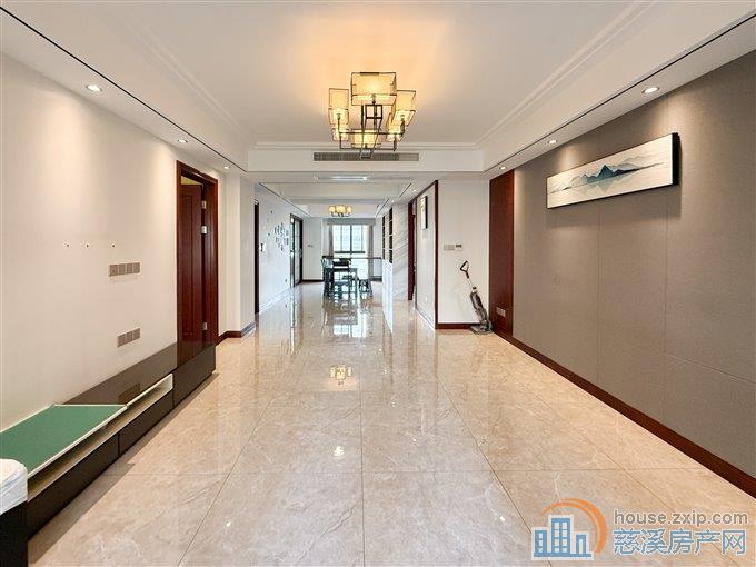 捡漏 御溪雅苑黄金楼层 东边套送车位