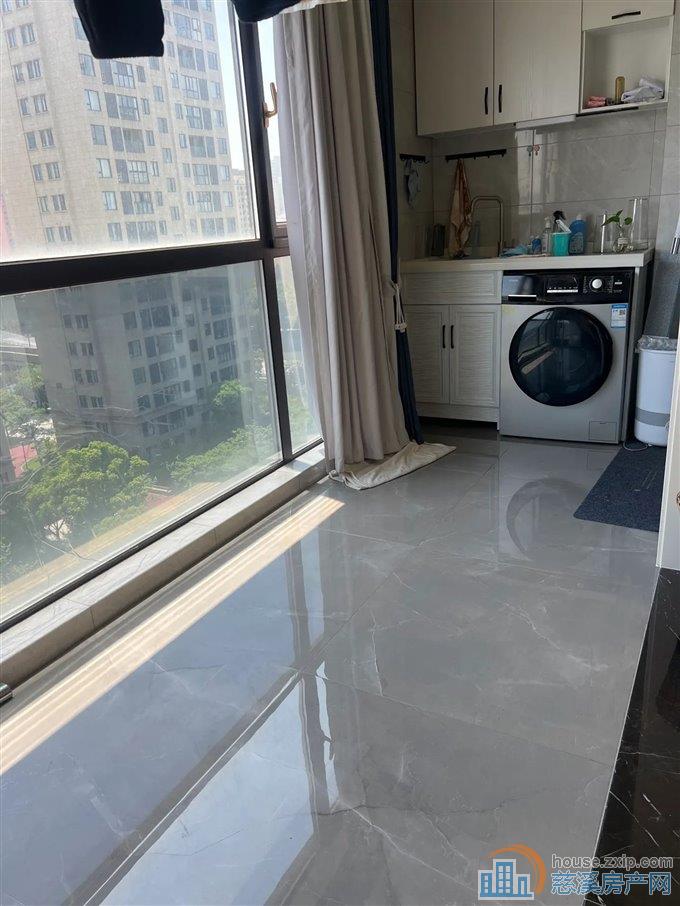 盛泰嘉苑107平精装满五唯一140万