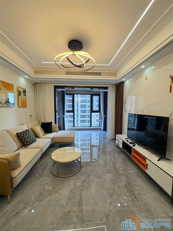 中海湖心半岛 黄金楼层 101平196万