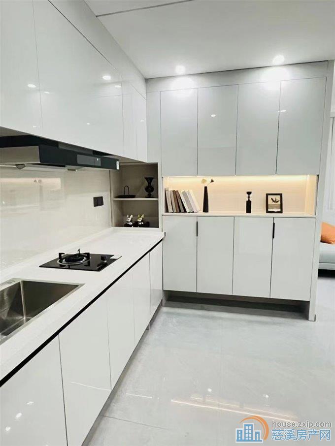 慈百苑电梯房豪装49平51.8万浙师大