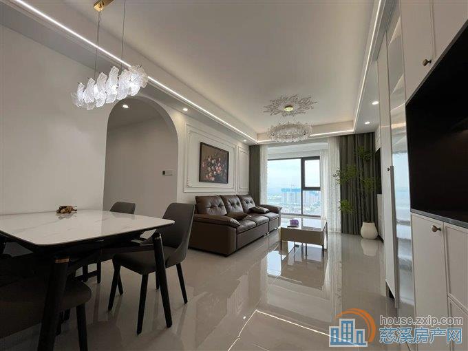 天安浔筑106平方,全新装修168.8万