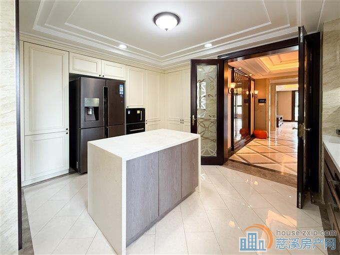 金地鸿悦豪华装修345万