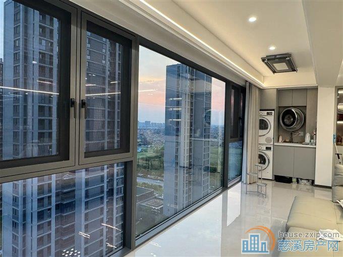 中交玉宸园 豪装80万 中上层 位置好