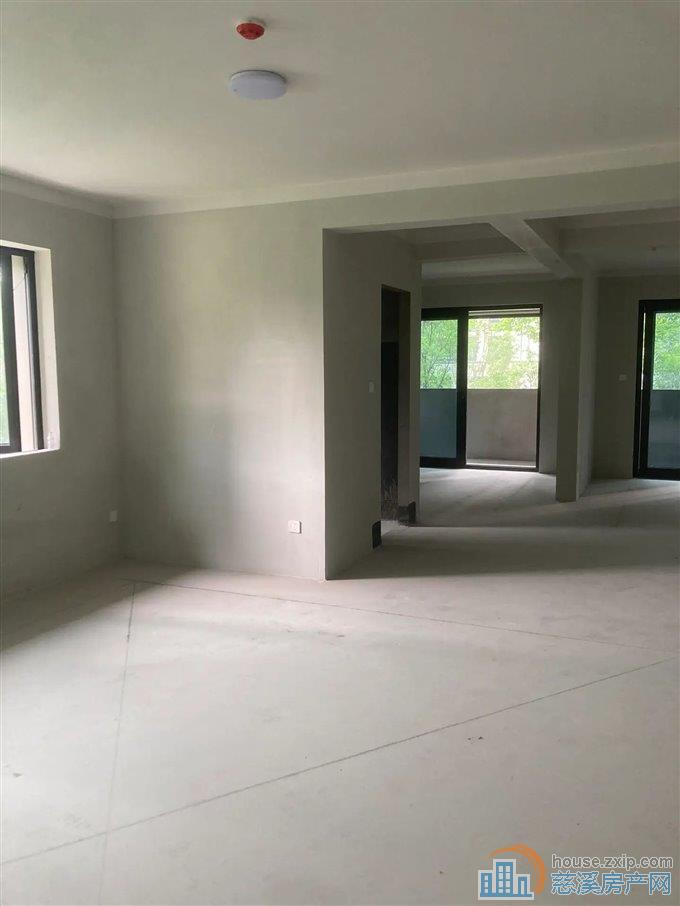 万固臻悦府    东区东边套