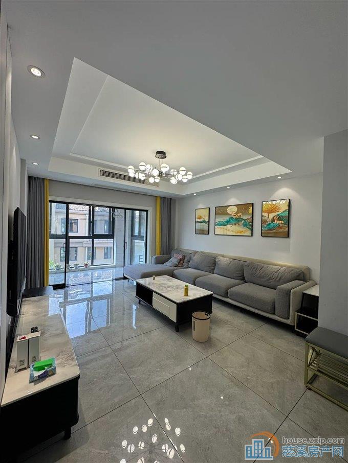 御翠苑107平129.8万中央空调精装修