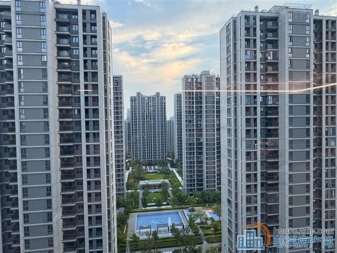 中交玉宸园 全新豪装 173平350万