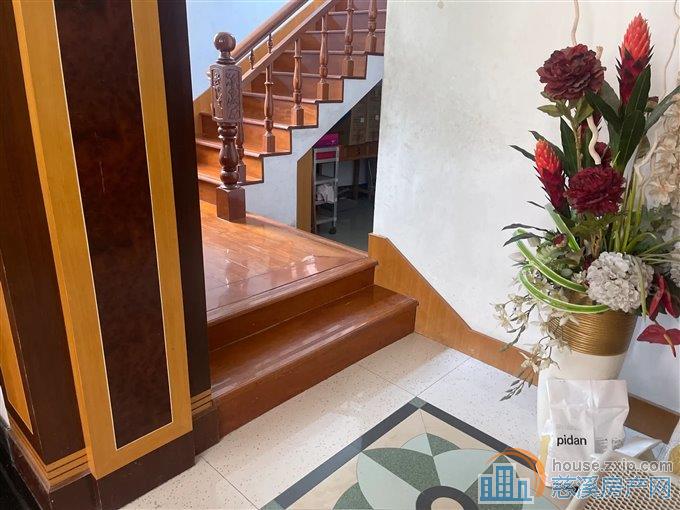 稀缺 白河社区 二通三私家花园