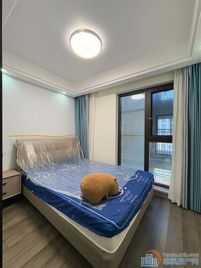 中海湖心半岛 黄金楼层 101平196万