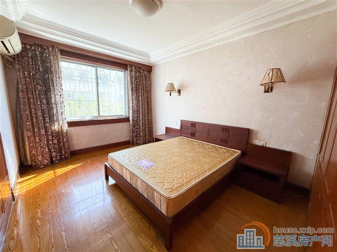 孙塘新村 115平老精装送车库108万