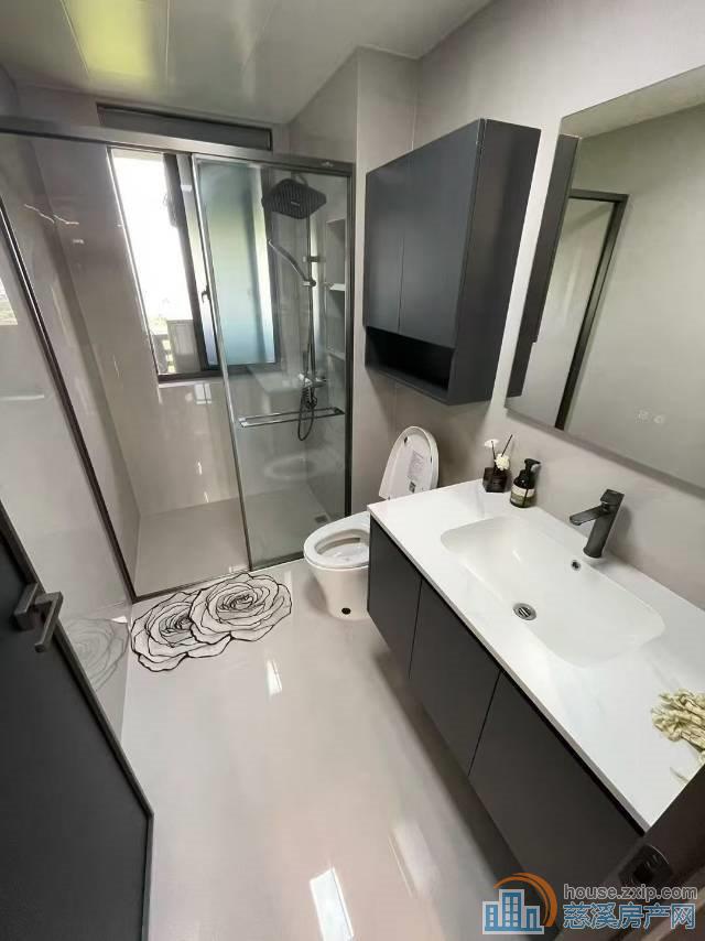 中交玉宸园黄金楼层172平,豪装80万