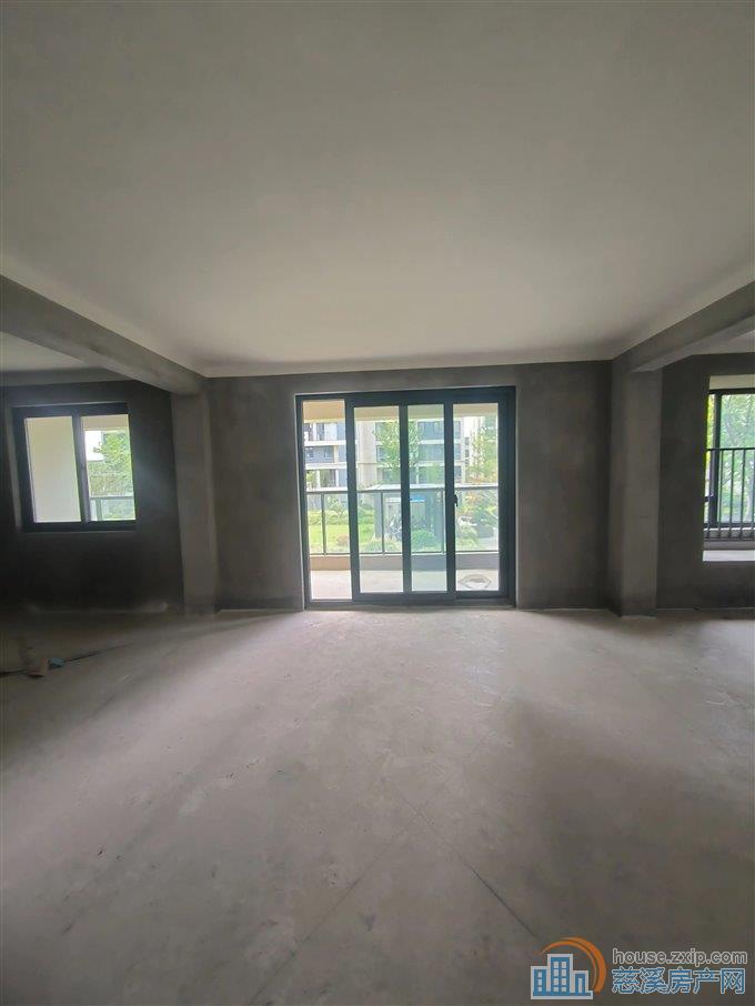 洋房小区佳宁府139平165万