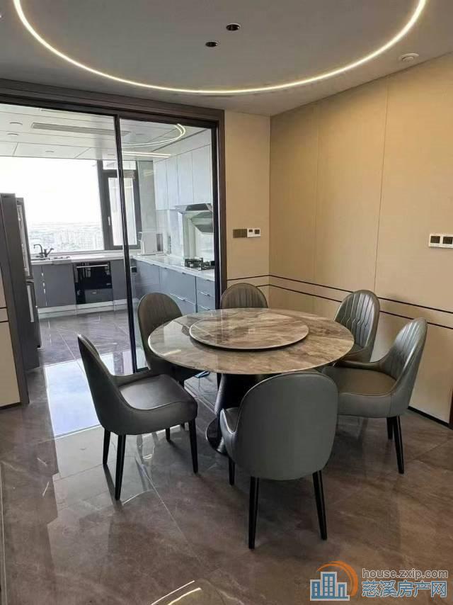 碧桂园云顶194平楼层佳豪装550万