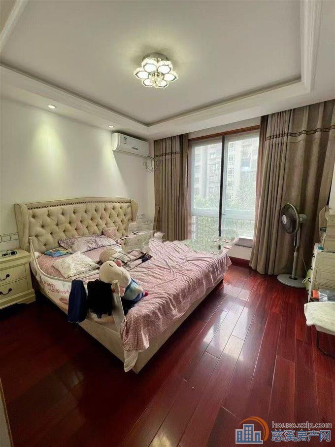 捡漏星光家园电梯85平＋储藏室精装