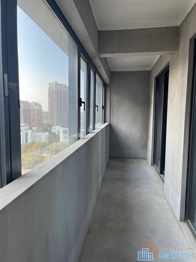 捡漏 万固臻悦府 新城河版块 朝南三间