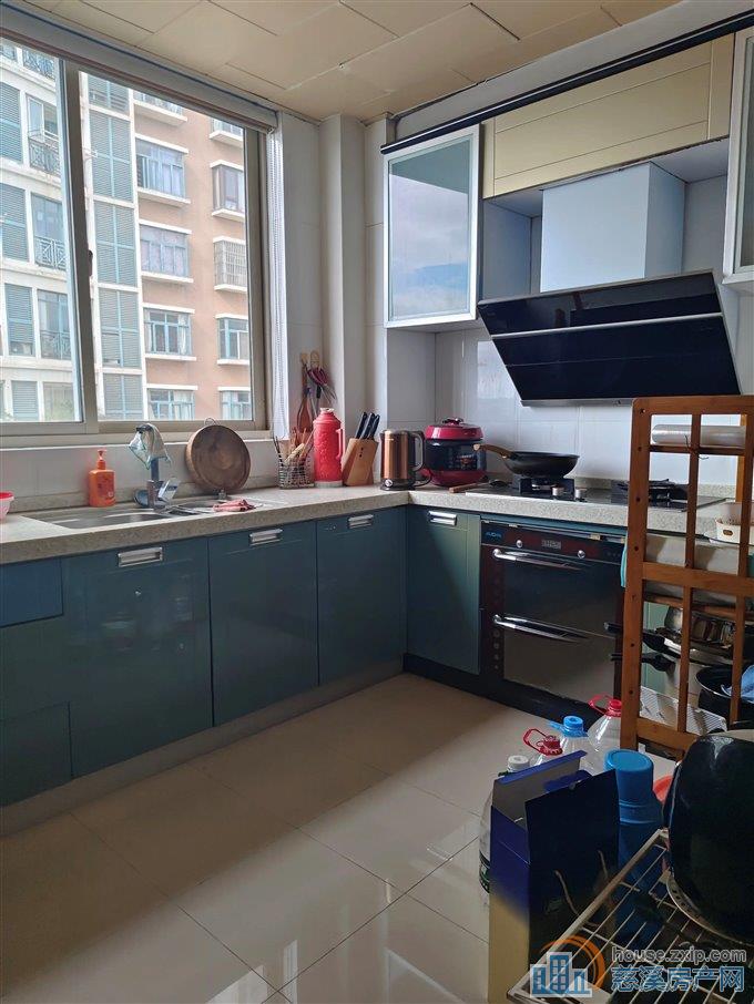 东方明珠 精装197平方205万洋房车位