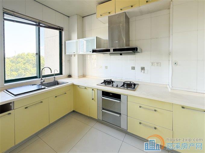 特价 实验公寓 精装修 边套