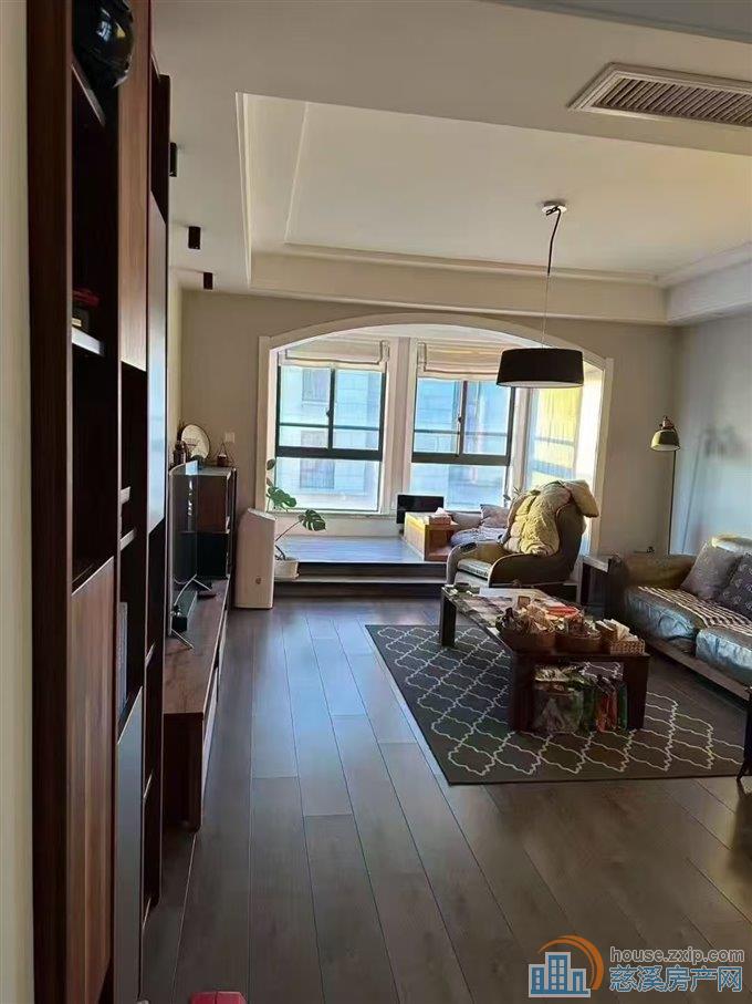 出售：保利天悦湾161平188万精装