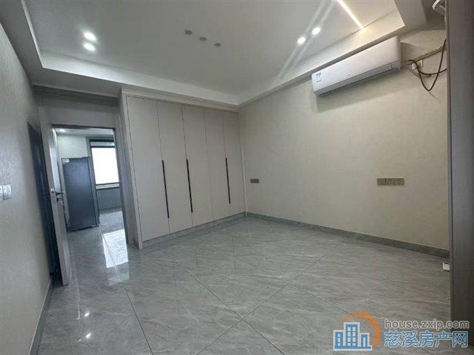 双和家园61平10楼88万国有出让税少