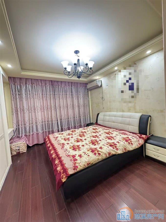 百合家园4楼89平方婚装基本没住67万