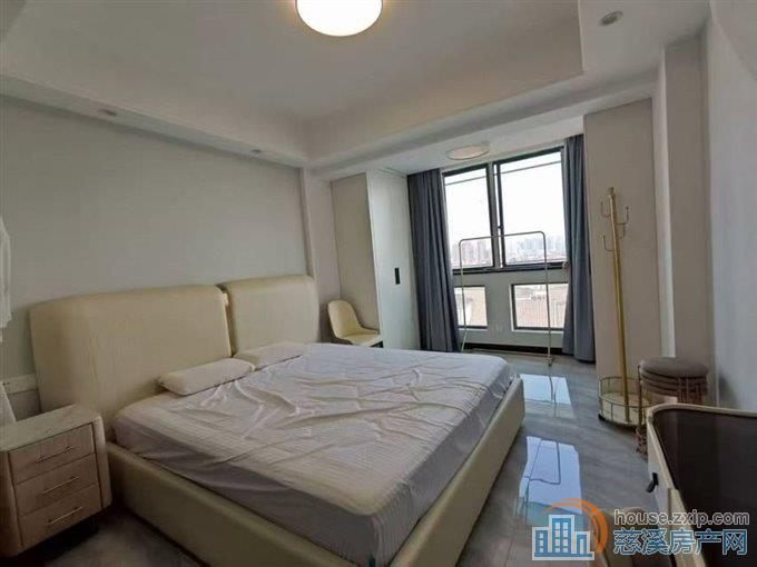 丽晶大厦电梯房62平楼层佳精装68万