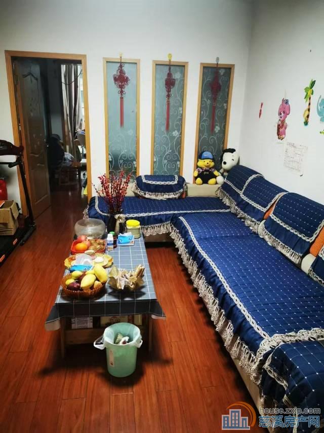 人和家园电梯房东边套88平架精装110万