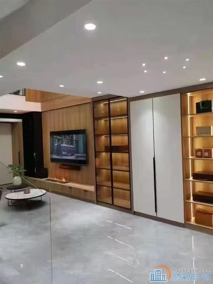 复地二期1复地下室198平精158.8万