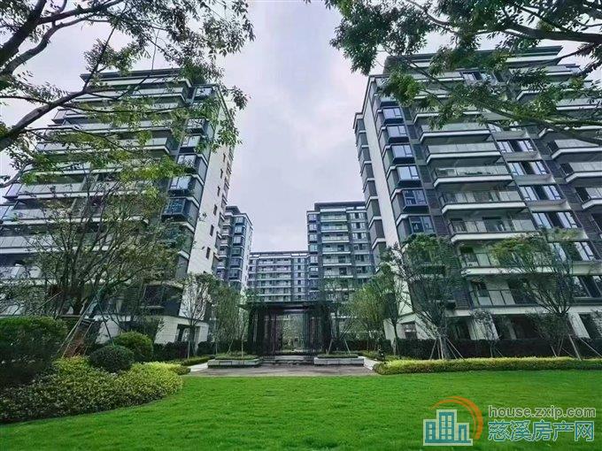 捡漏价！云颂府 133方洋房朝南四开间