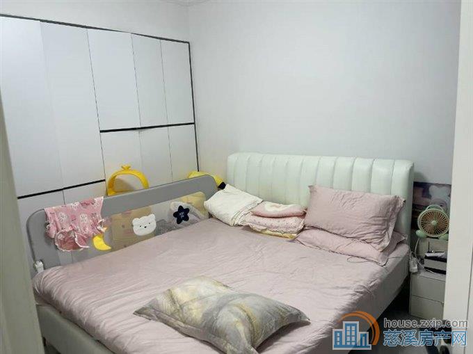 丽晶大厦63平59.8万，满2年