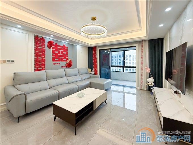 中交盛湖美庐126平275万送车位