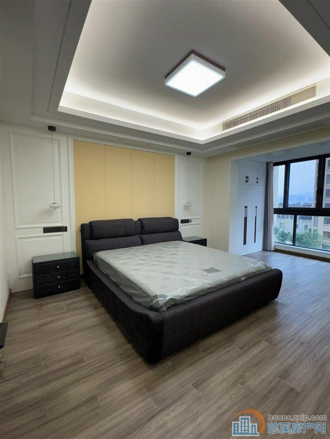 元亨雅园 婚装 送车位 楼层好