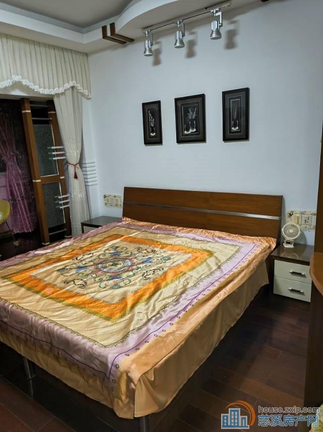 锦绣花园46平朝南阳台可读书精装新