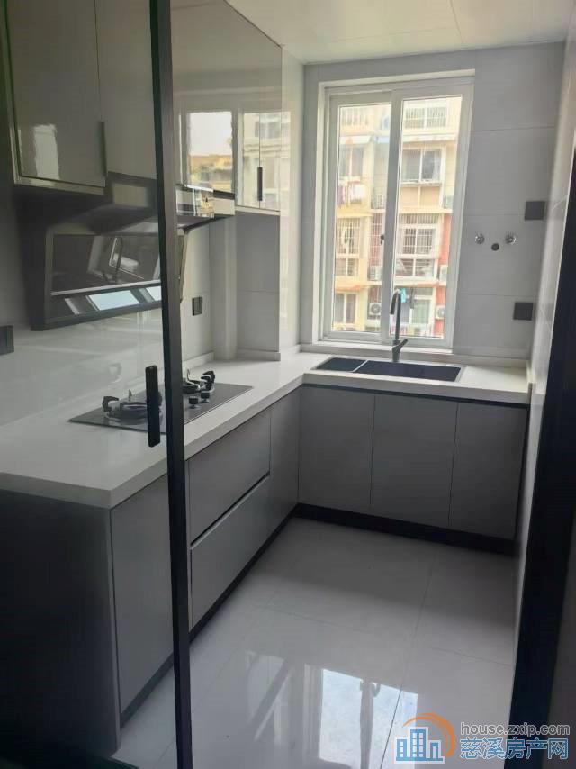 景和西区4楼59平全新精装2年到68.8