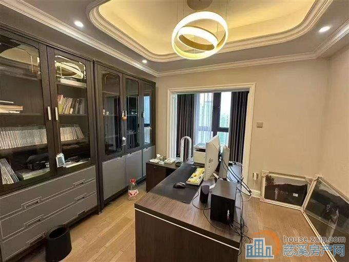 凯旋门176平➕50万车位豪华