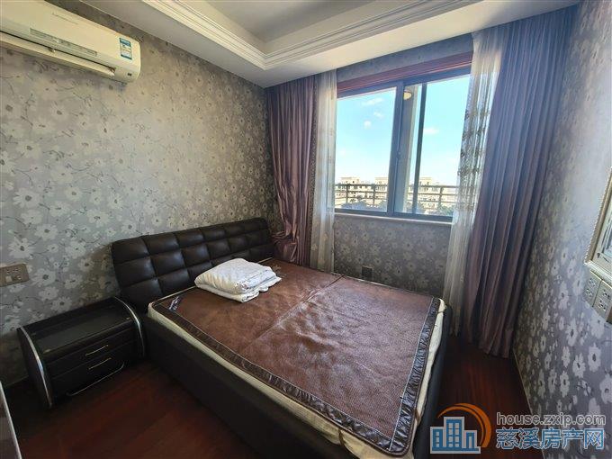 鸣北小区146平145万送车位