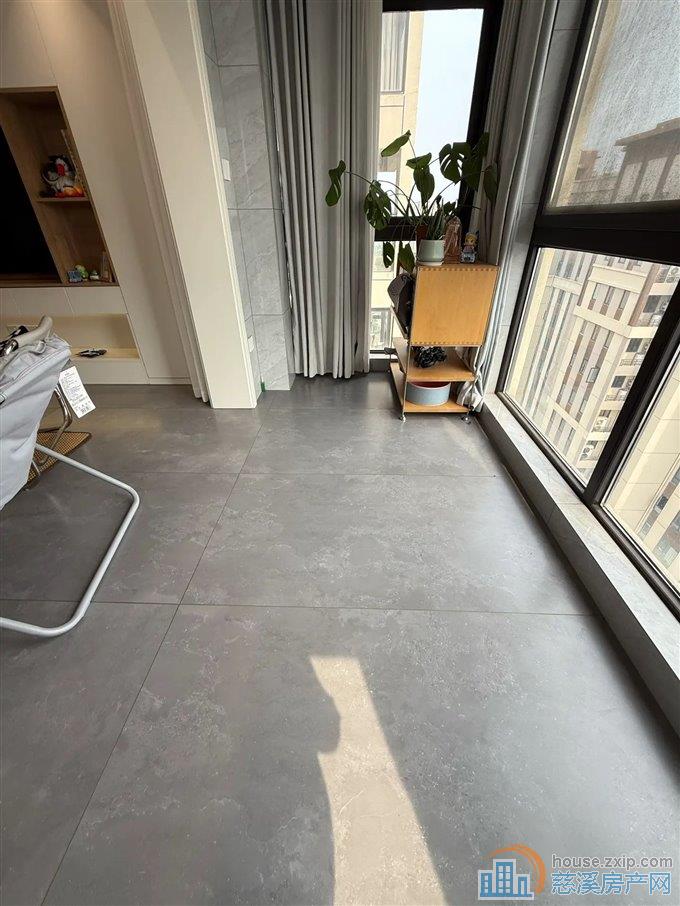 俯院江南北区126平165万精装修