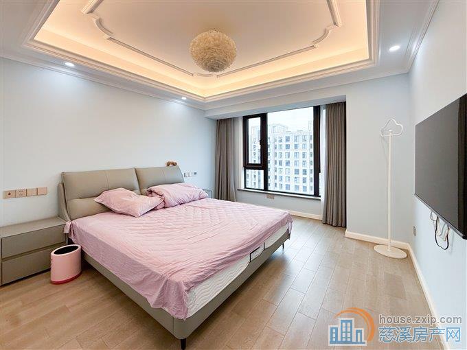 中交盛湖美庐126平275万送车位