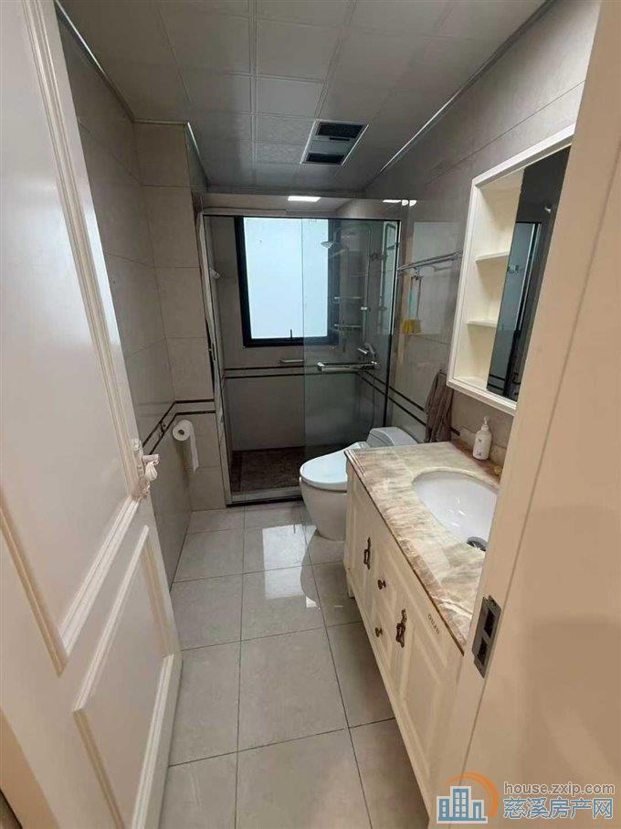 保利二期天悦湾豪华装修拎包入住直接钥匙在