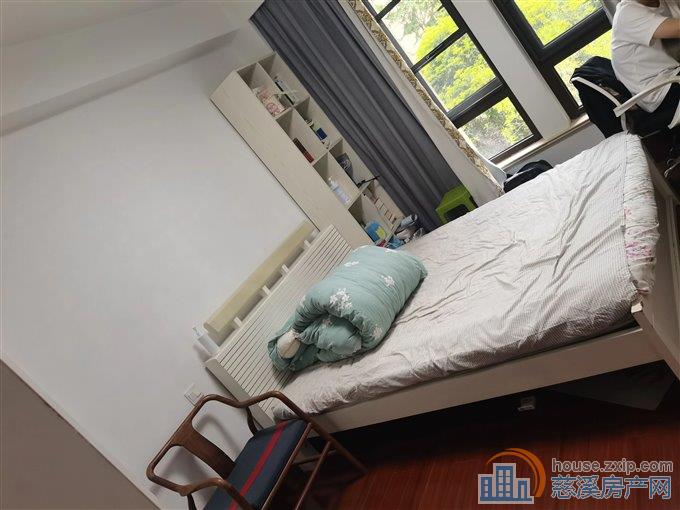 美域花苑135平238万送车位洋房