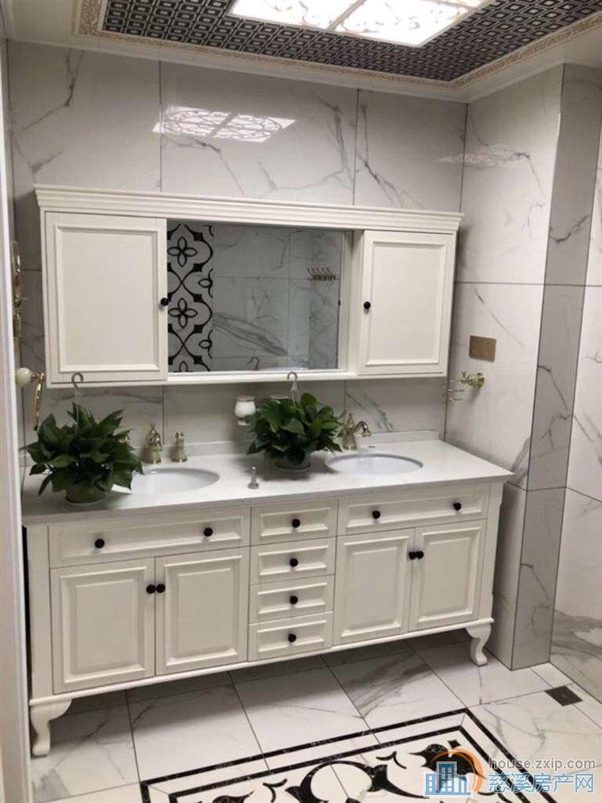 出租金色港湾小区12000元/月