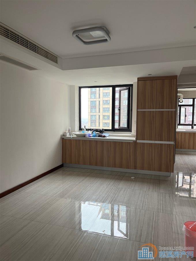 金地鸿悦花苑精装修148平方228万直接