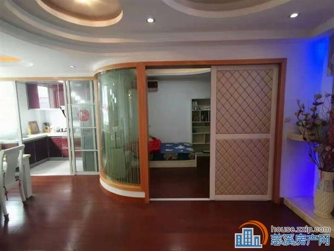 玲珑小区两室2500精装修直接房源钥匙在