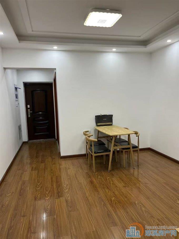 明月佳苑90平精装可读书105万