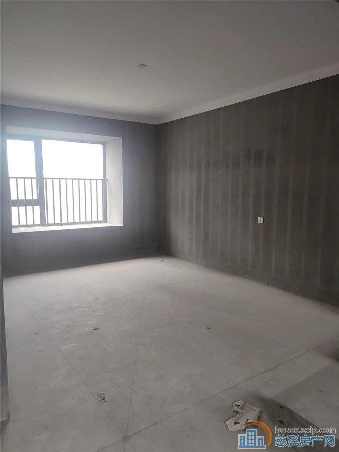 悦华府 毛坯168平方238万带车位