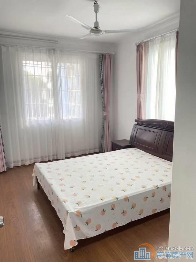 城东新村2楼57平位置佳精装113.8万