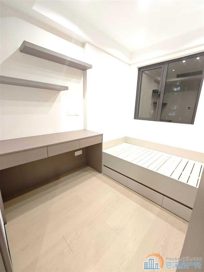 中海湖心半岛全新精装修双阳台直接钥匙在