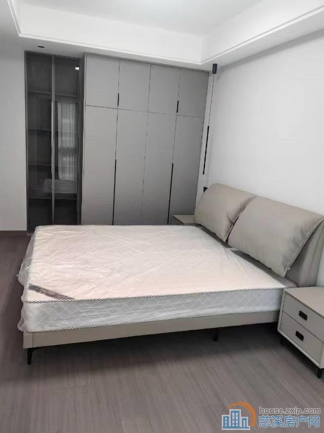 景和西区4楼59平全新精装2年到68.8