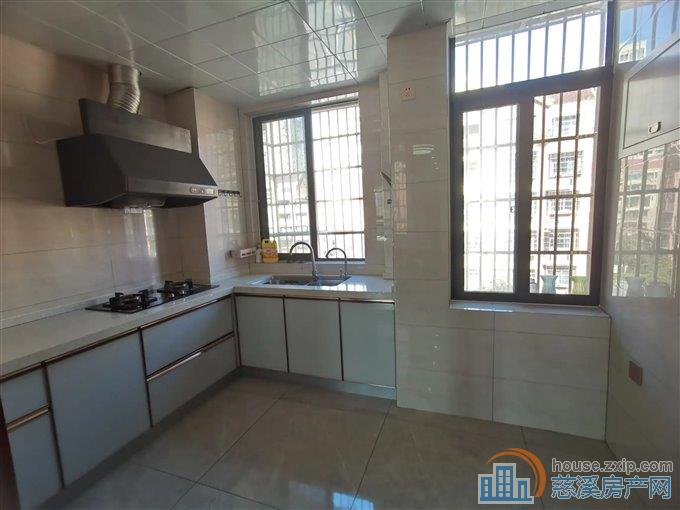 鸣北小区精装修拎包入住